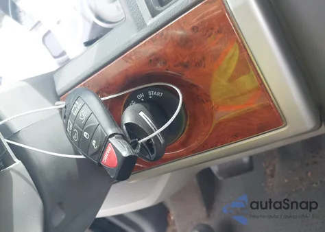 2008 Chrysler Town & Country Touring from USA, damaged, VIN 2A8HR54P48R844081